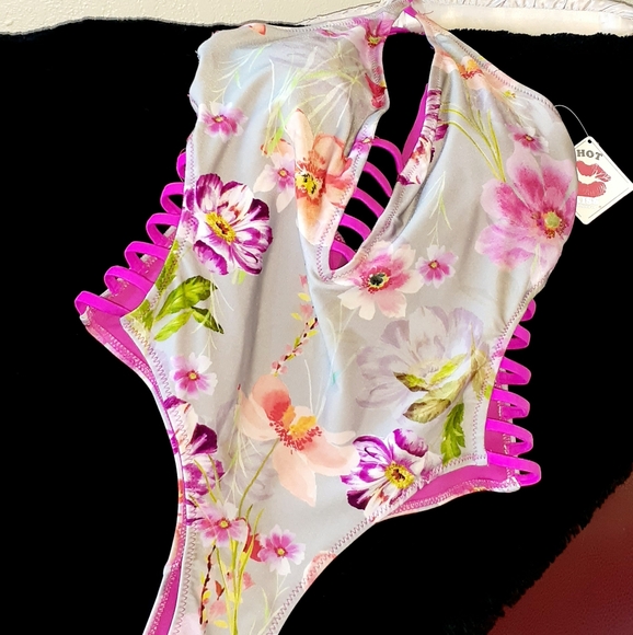 Swimsuit - Picture 2 of 2